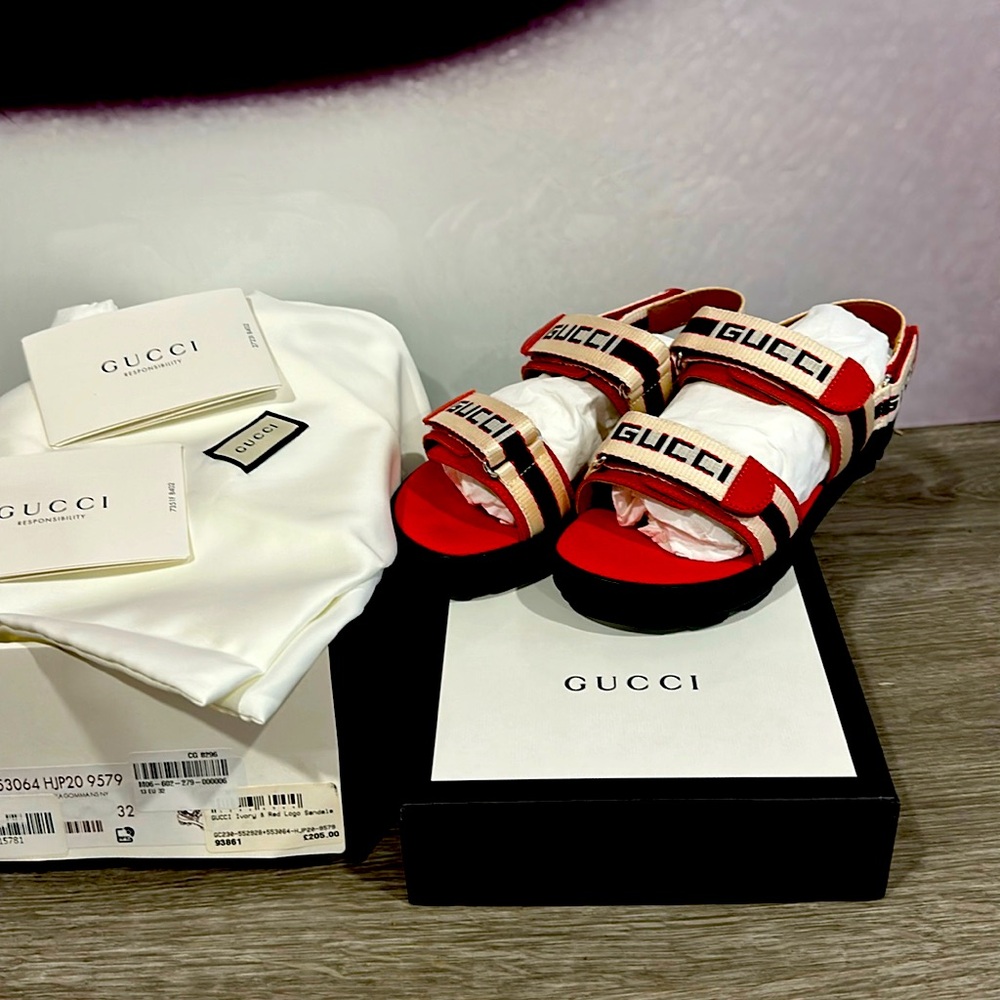 Gucci kids sandals 32